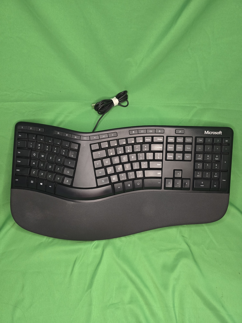 Microsoft 1878 Ergonomic Keyboard Wired USB Split Full Size Wrist Rest Black